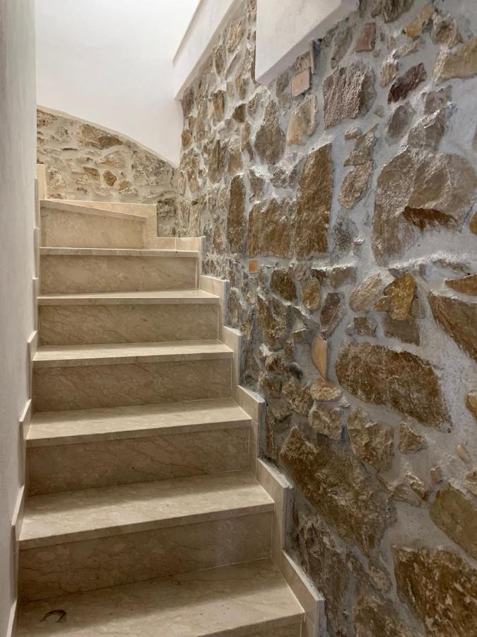 Dea Del Borgo Villa Sant'Ambrogio  Ngoại thất bức ảnh
