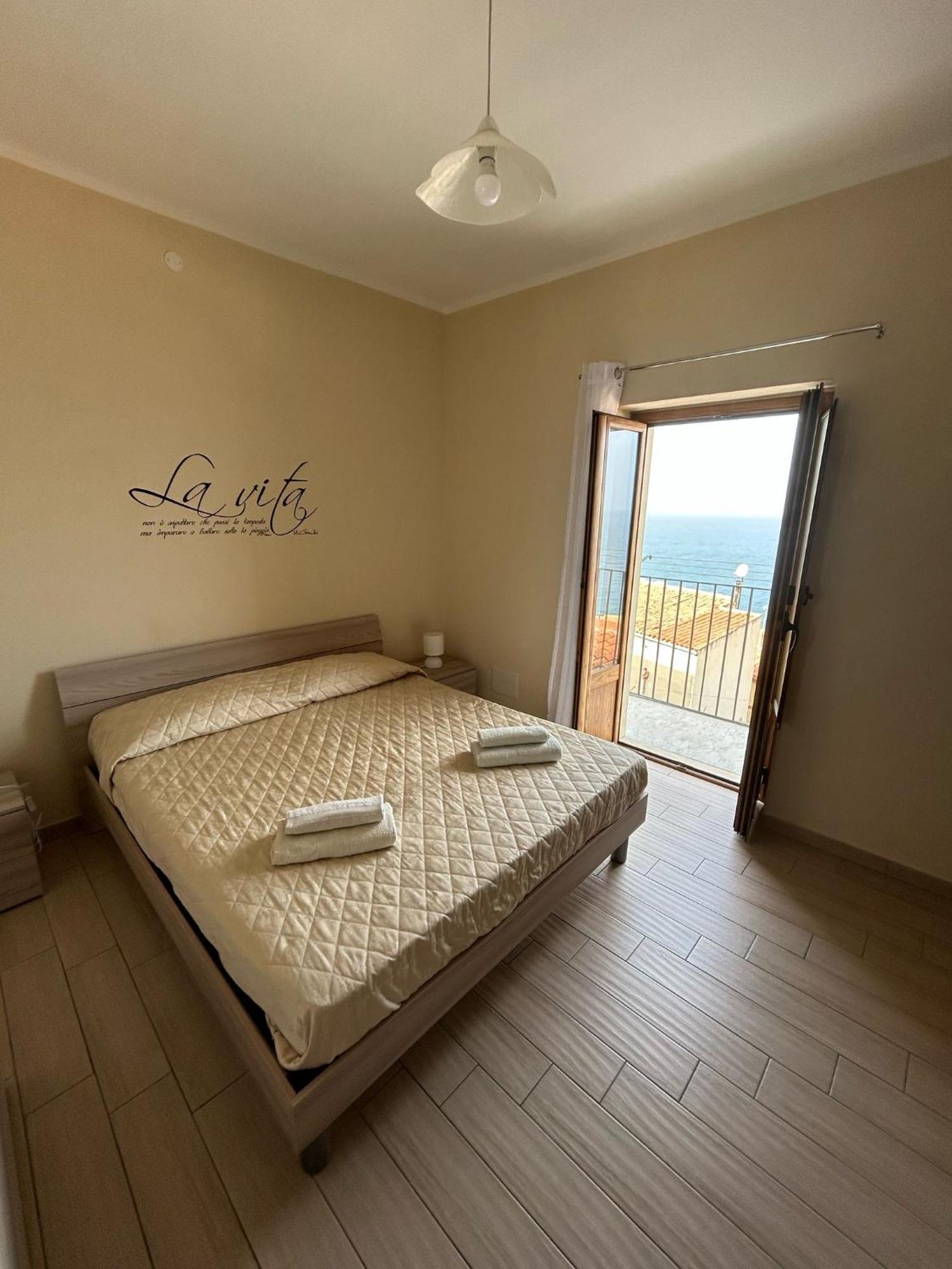 Dea Del Borgo Villa Sant'Ambrogio  Ngoại thất bức ảnh
